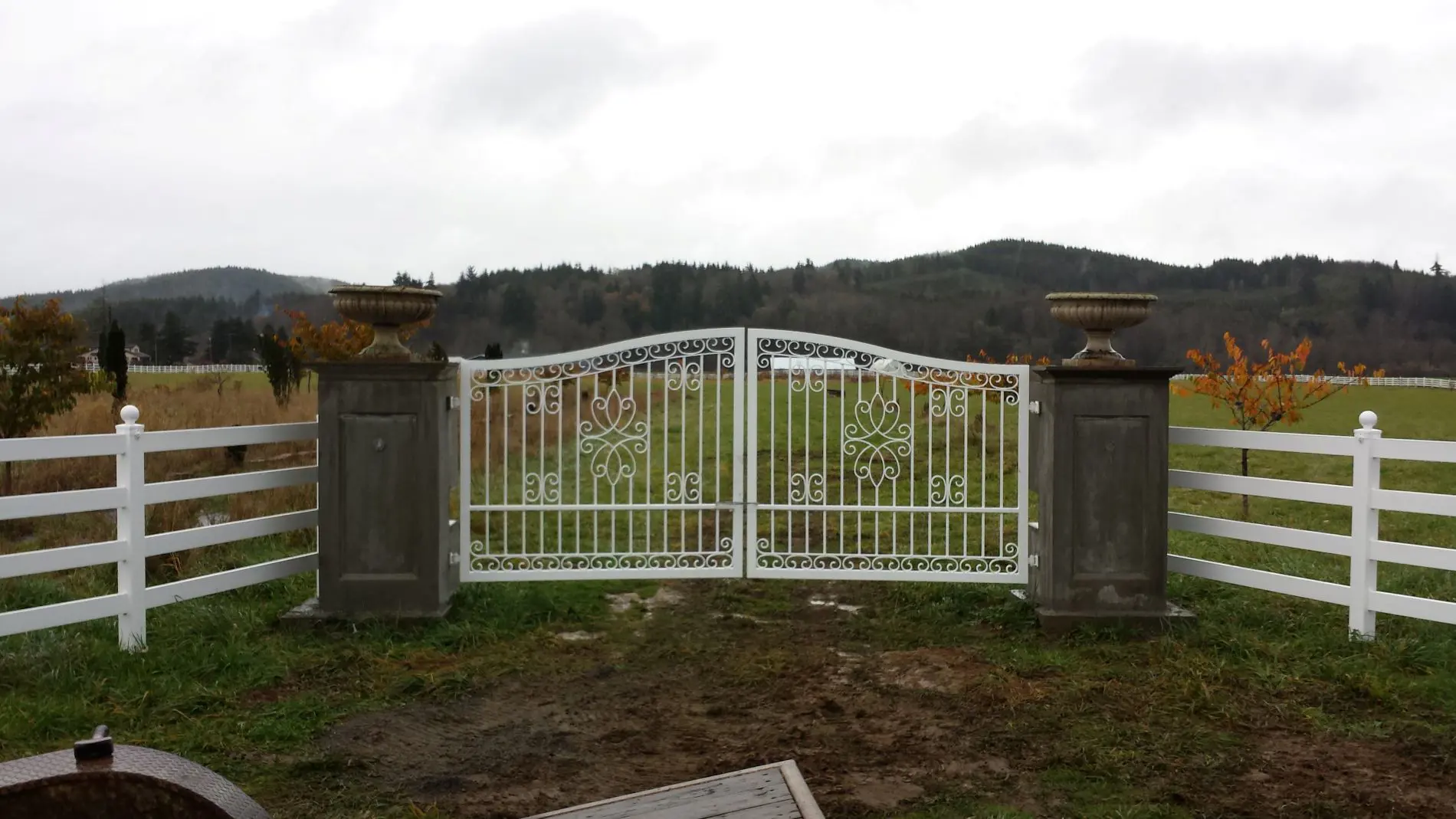 Specialty fence estimate